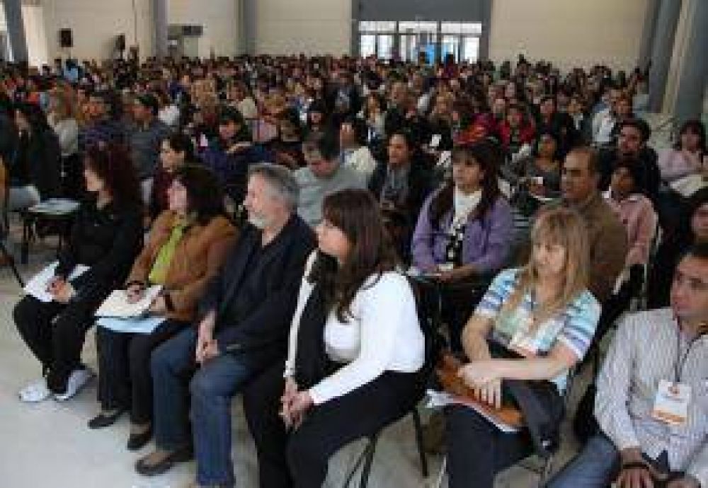 Foro de drogadicci�n: larga con m�s de 300 inscriptos