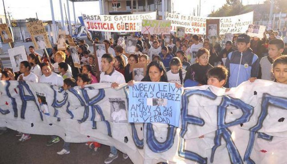 Polic�as acusados de �gatillo f�cil� no pueden tener el mismo abogado