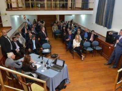 La gobernadora convoc� a avanzar en el plan provincial de Seguridad Vial