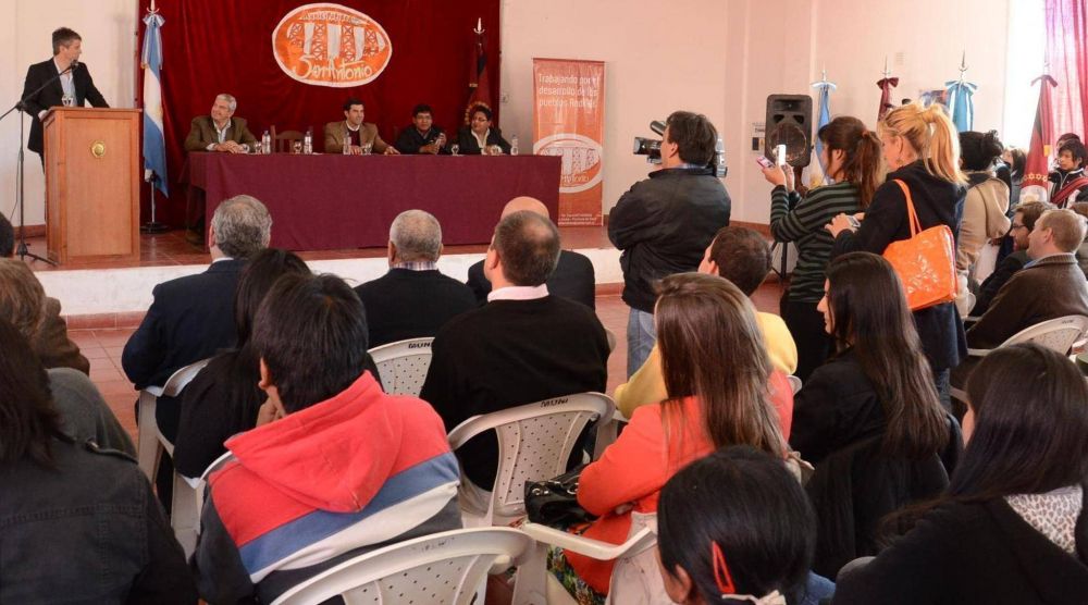 �El ferrocarril es sin�nimo de federalismo en la Argentina�