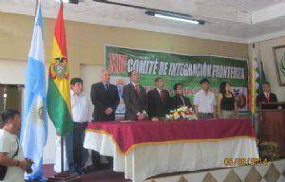El Comit� de Integraci�n trabaja por soluciones conjuntas en la frontera de Salta con Bolivia