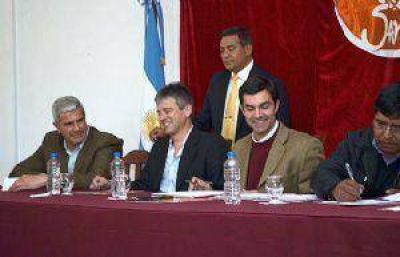 Trabajadores de San Antonio de los Cobres y Tolar Grande en la reactivaci�n del ferrocarril