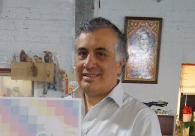 �Admiramos la posici�n del compa�ero Mariotto�, subray� el c�nsul boliviano Ramiro Tapia Sainz