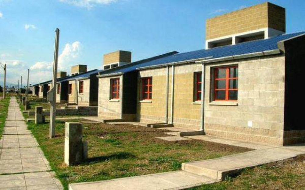 EL GOBIERNO LANZA LICITACI�N PARA CONSTRUIR MEDIO MILLAR MAS DE VIVIENDAS EN LA NUEVA FORMOSA