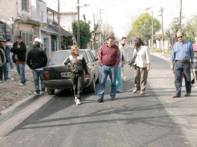 M�s pavimentos en el distrito