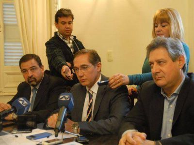 Carrera 2015: F�lix y Tan�s oficializaron sus precandidaturas a gobernador con el respaldo de Ciurca