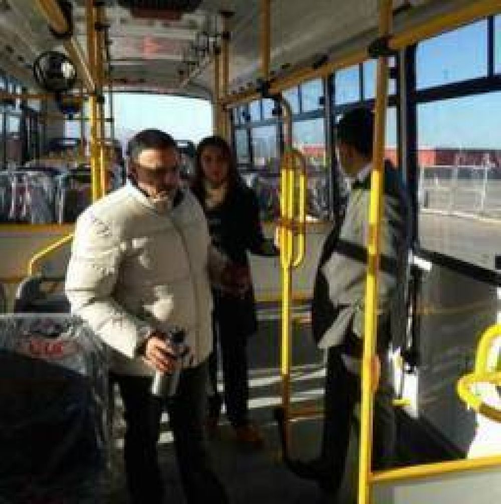 Quintela justific� el incremento del boleto de colectivo urbano a $5