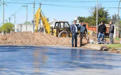 Pavimentaci�n en Loma Negra: la obra se encuentra en m�s de 80% de ejecuci�n
