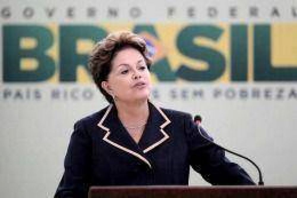Brasil: Dilma Rousseff ironiz� con los que 