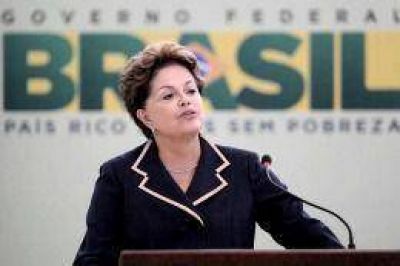 Brasil: Dilma Rousseff ironiz� con los que 
