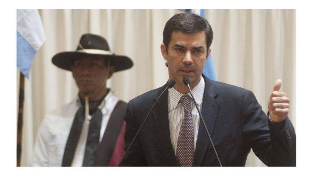 Incorporar�n a 300 profesionales de la salud