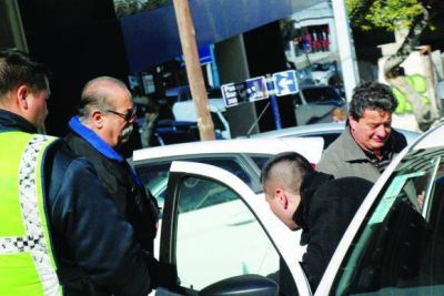 Le robaron $ 800.000 a septuagenario que los hab�a retirado del banco de un plazo fijo