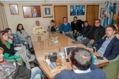 Ustarroz pide por educaci�n y control por el tema de la basura