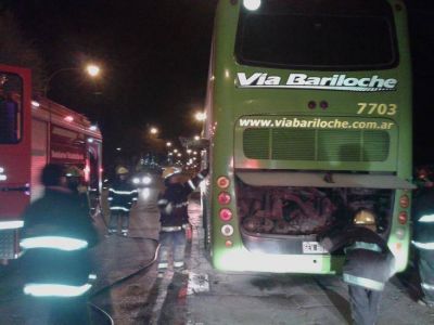 Incendio en un colectivo de larga distancia