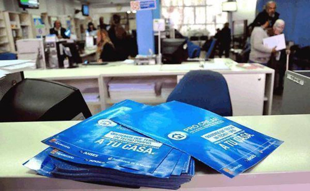 Procrear: firman boleto de compra-venta con el Municipio