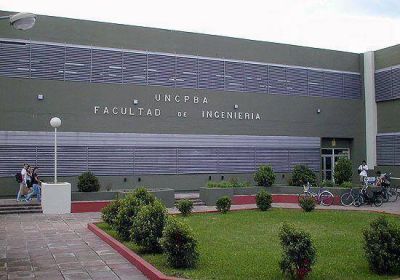 La Facultad de Ingenier�a celebra sus 45 a�os