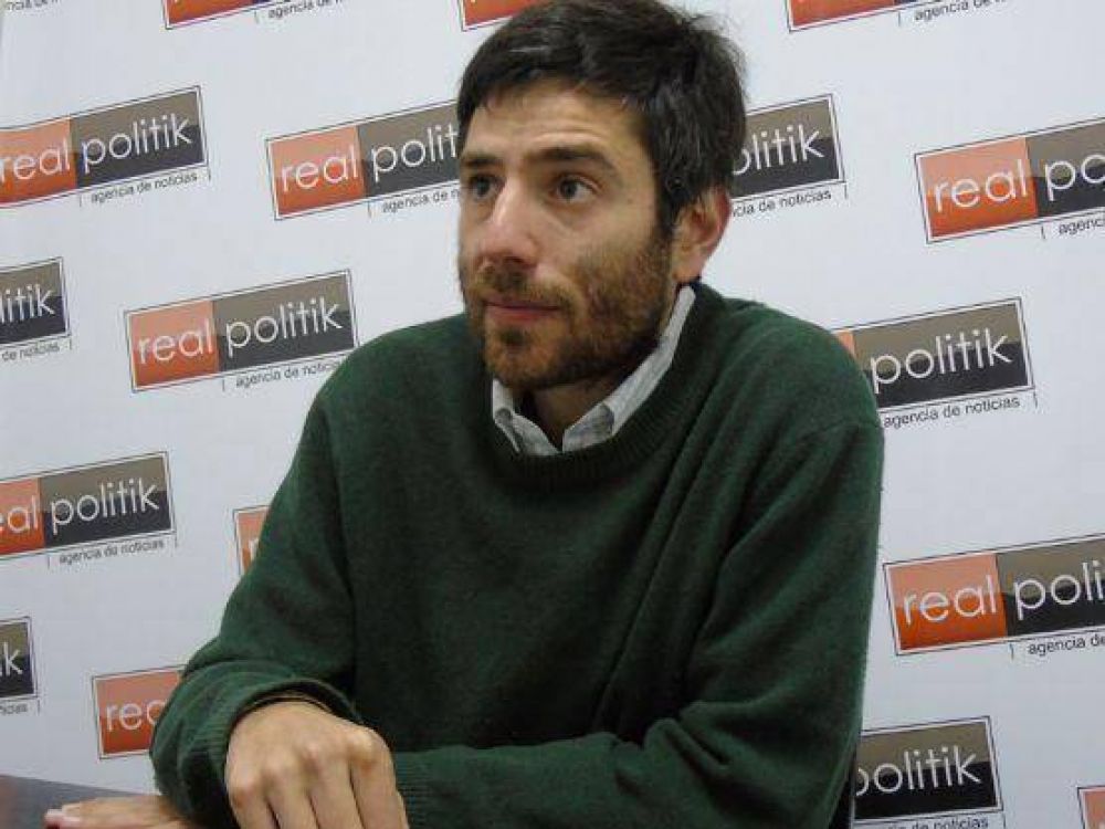 Leandro Amoretti, sobre el boleto estudiantil: �Se aprob� tambi�n con la presi�n de la movilizaci�n�