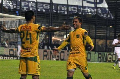 Defensa y Justicia sorprendi� a Gimnasia y lo gole� en el Bosque