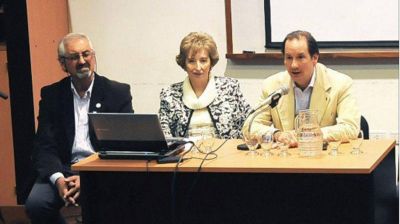 El ministro explic� el proyecto para el desarrollo sustentable de Salta