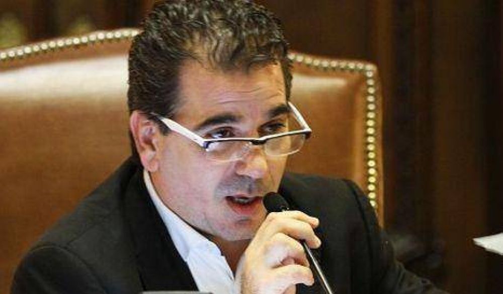Ritondo repudi� ataque a periodistas