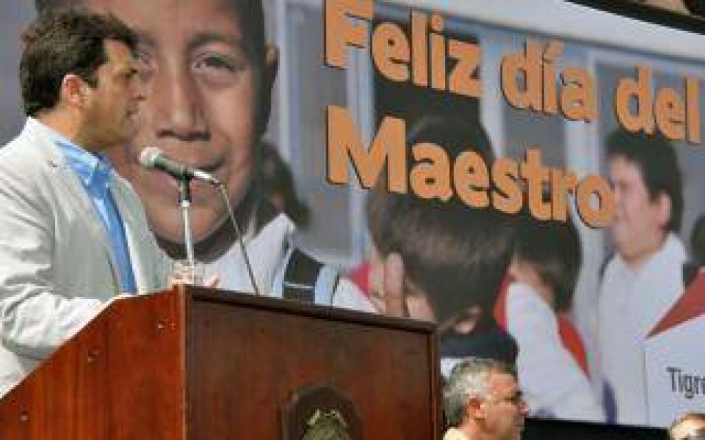 Elecciones 2015: El spot de Massa que le habla a Sarmiento