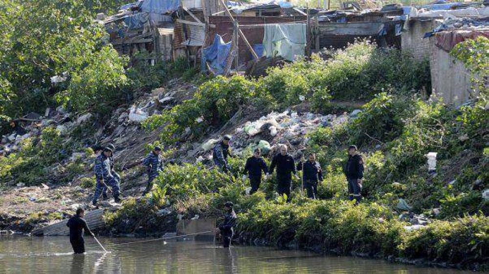 Caso Melina: retoman la b�squeda de la joven y suman un drone