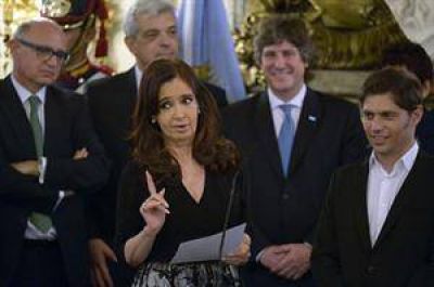 El Gobierno ya gast� 26% m�s de lo que previ� para todo el a�o