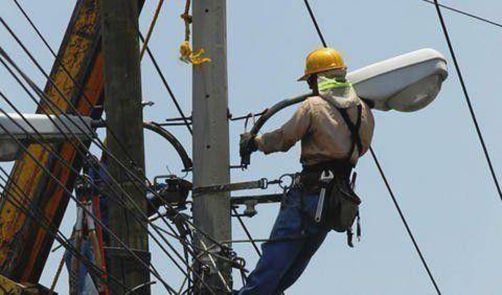 Siguen los cortes de energ�a en la Capital