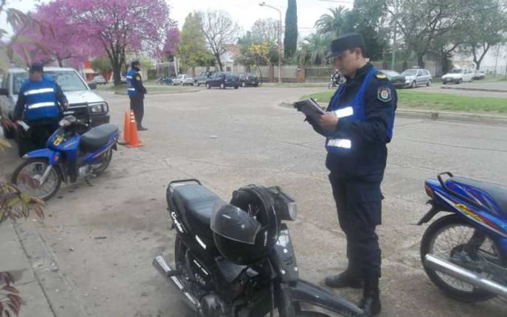 La Polica ya colabora con los controles a los motociclistas