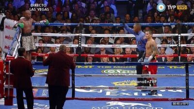 En una pelea deslucida, Mayweather impuso su calidad sobre Maidana