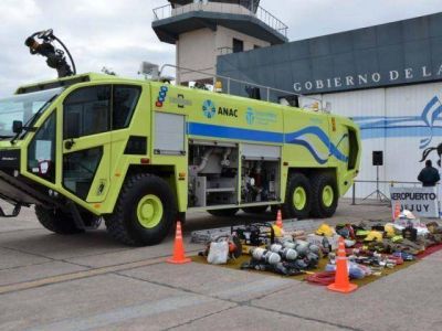 El aeropuerto de Jujuy ahora tiene una nueva autobomba de �ltima generaci�n.