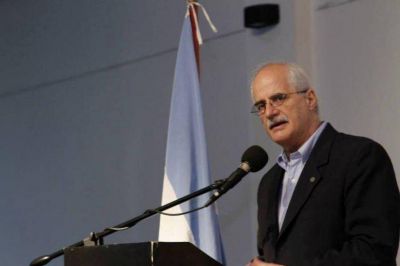 JORGE TAIANA LLEGAR� A LA PROVINCIA EL JUEVES.
