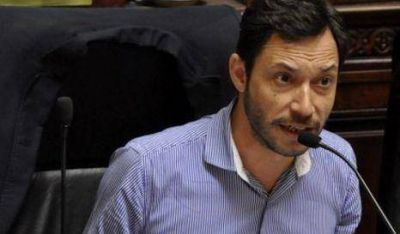 Ferraro critic� duramente el acto de La C�mpora