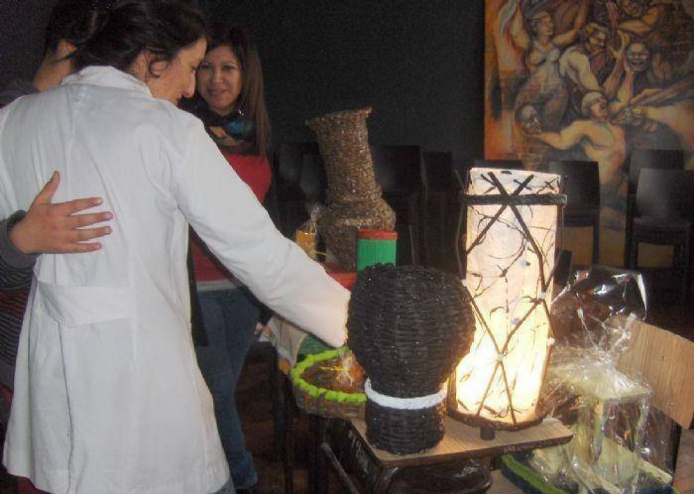 Muestra artesanal de pacientes de Salud Mental e Infectolog�a del Alende