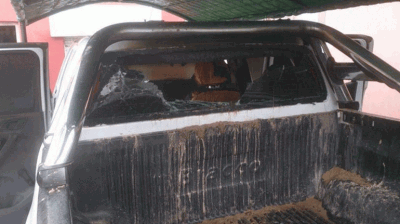 Atacaron la camioneta de un concejal que acompañó a Lanata en una recorrida por Formosa