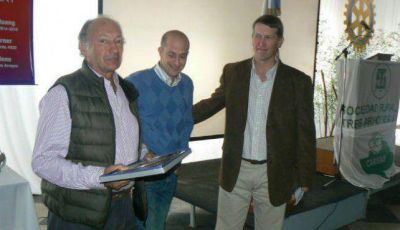 Reconocimientos a la trayectoria veterinaria y rural 