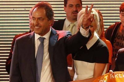Scioli endurece su discurso y busca encolumnar al PJ