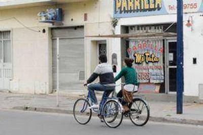 La oposici�n impulsa las bicisendas, pero el meonismo plantea reparos