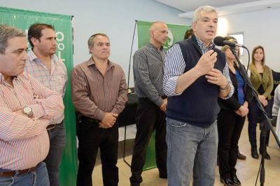 Dom�nguez sobre Buzzi: �Tiene una vocaci�n de trabajo extraordinaria�
