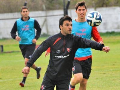 Newell�s recibe a Olimpo con la intenci�n de afirmarse en el lote de arriba
