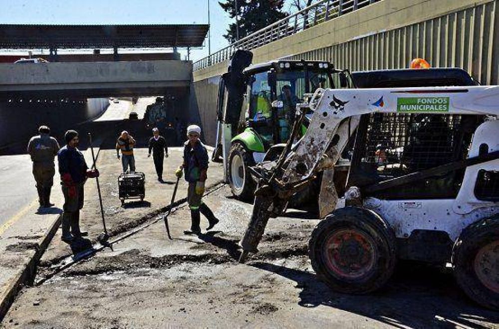 El Municipio de San Fernando reemplaza ca�os de desag�e