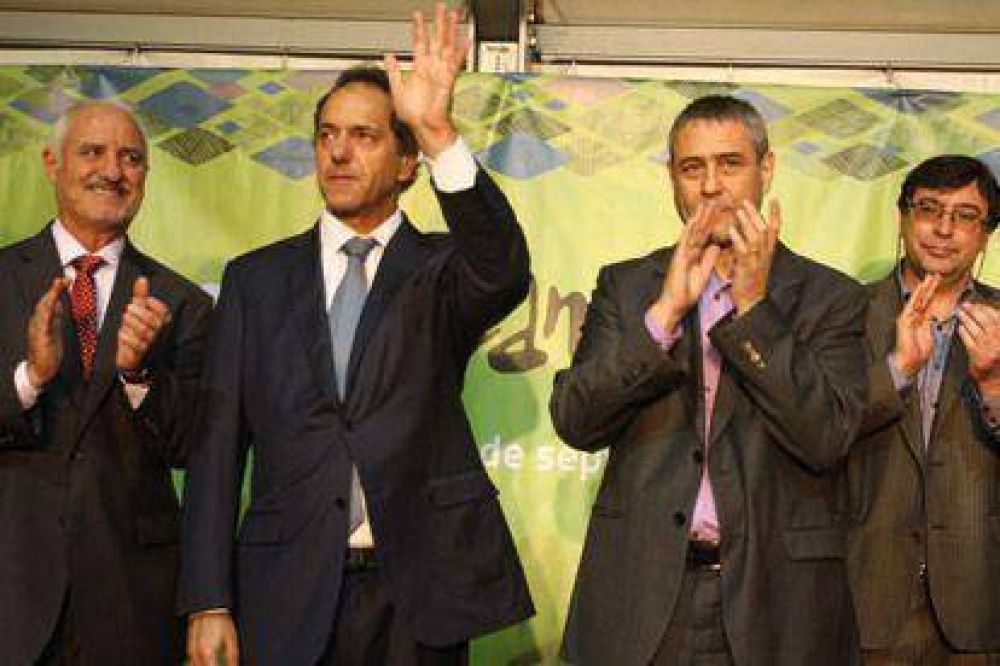 Scioli: �Avellaneda ha recuperado su tradici�n industrial�