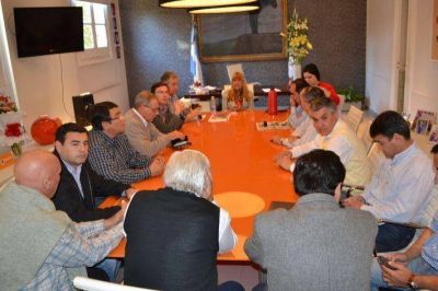Intendentes de Convergencia coinciden con la propuesta de Ayala y convocar�n a Somos Parte