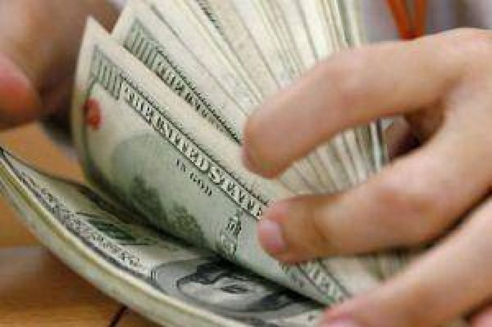 El blue subi� diez centavos a $ 14,45 y toc� un nuevo m�ximo hist�rico