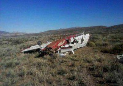 Chos Malal: el avi�n cay� por una falla en el motor 