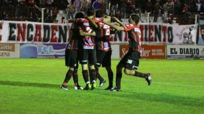Patronato se juega tres puntos importantes ante el l�der Atl�tico Tucum�n