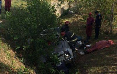 Un muerto y un herido tras vuelco en Circunvalaci�n