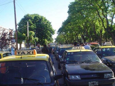 �Bajada de bandera a 14 pesos? 