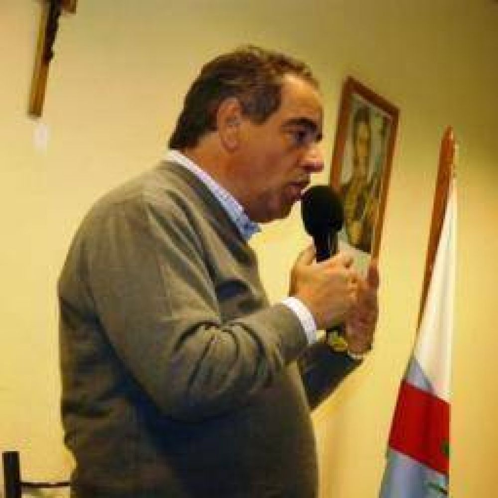 Julio Mart�nez no avala la Tasa Vial, pero justifica su aplicaci�n