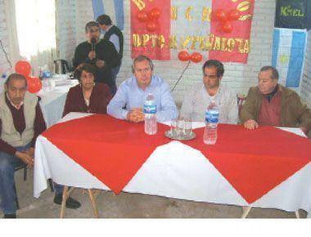 Asumieron autoridades en el Comit� Radical